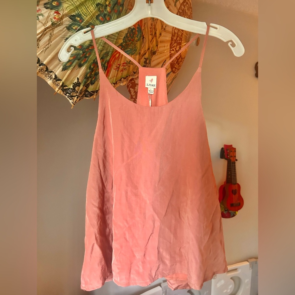 I Joah Flowy Coral Tone Racerback Tank